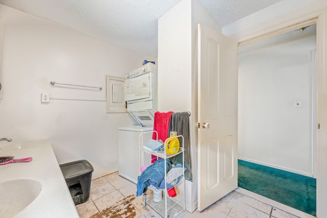 117 S Warren Avenue, Big Rapids, MI 49307