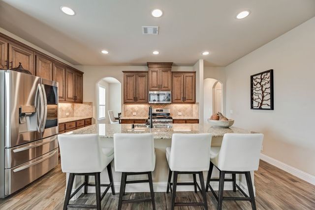 516 W North Creek Drive, Sherman, TX 75092