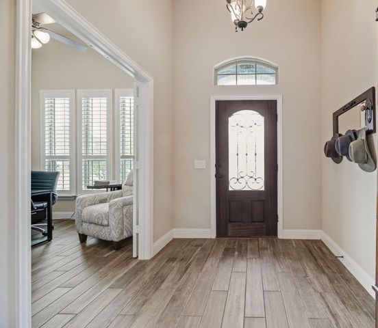 516 W North Creek Drive, Sherman, TX 75092