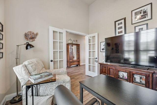 516 W North Creek Drive, Sherman, TX 75092