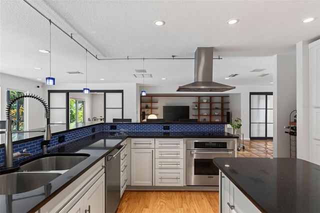 2631 PURITAN TERRACE, Sarasota, FL 34239