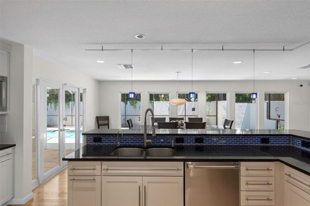 2631 PURITAN TERRACE, Sarasota, FL 34239