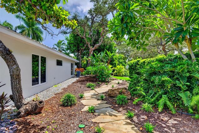 2631 PURITAN TERRACE, Sarasota, FL 34239