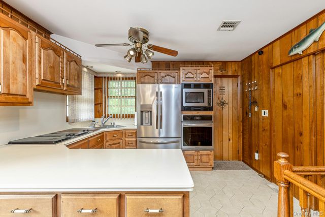 1431 Motor Parkway, Hauppauge, NY 11788