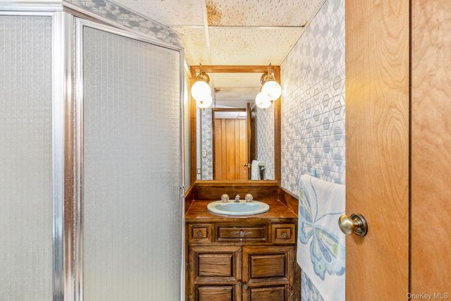 1431 Motor Parkway, Hauppauge, NY 11788