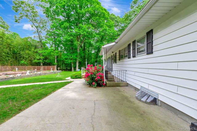 1431 Motor Parkway, Hauppauge, NY 11788