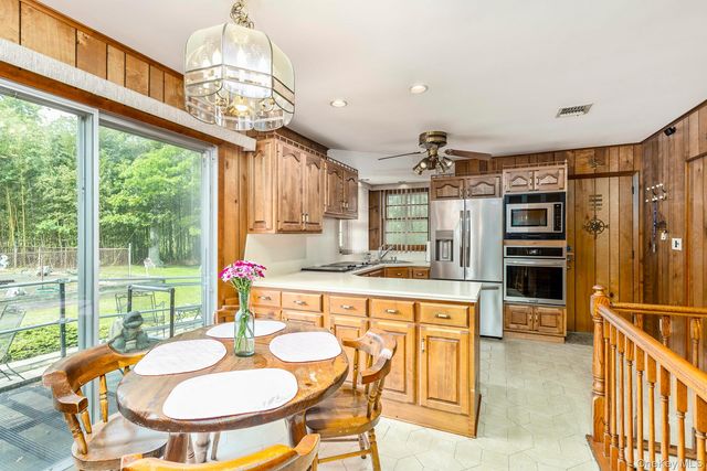 1431 Motor Parkway, Hauppauge, NY 11788