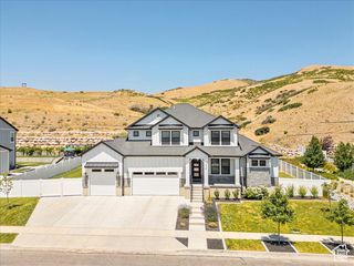 826 W AUTUMN HILLS BLVD, Lehi, UT 84043