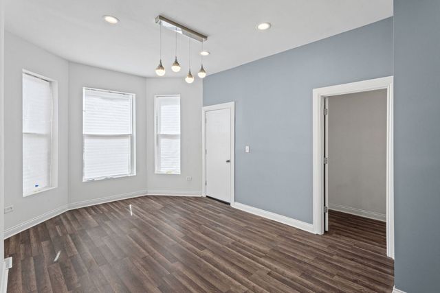 4018 W Polk Street, Chicago, IL 60624