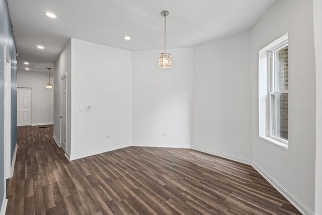 4018 W Polk Street, Chicago, IL 60624