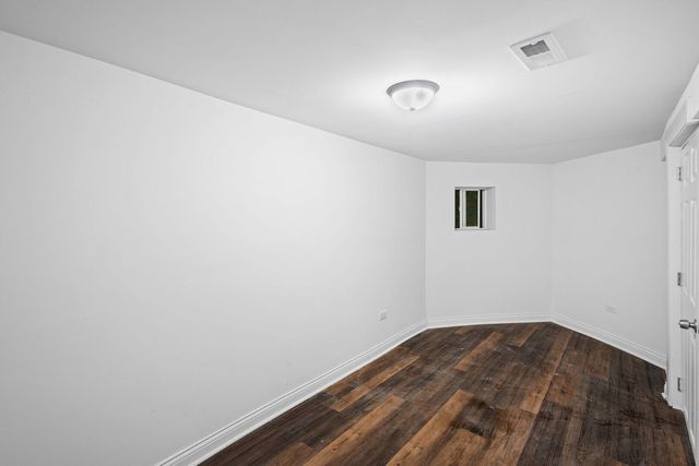 4018 W Polk Street, Chicago, IL 60624