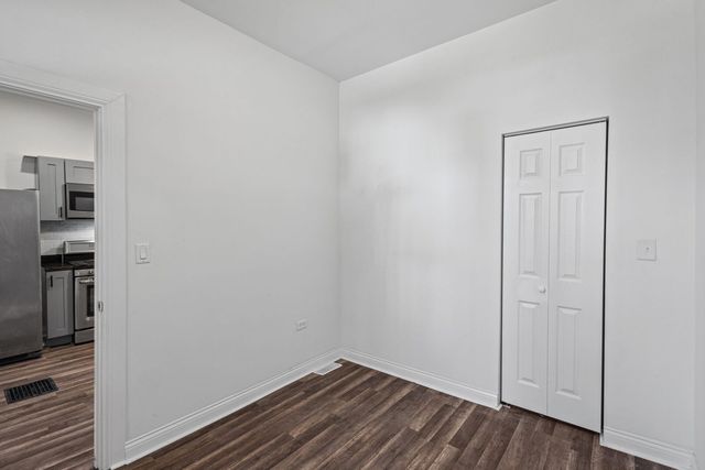 4018 W Polk Street, Chicago, IL 60624