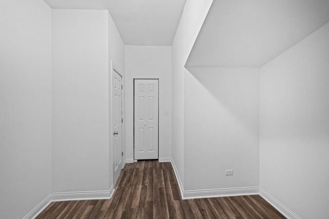 4018 W Polk Street, Chicago, IL 60624