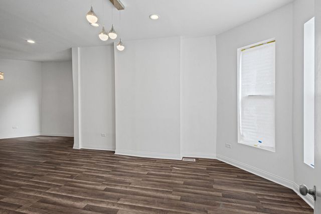 4018 W Polk Street, Chicago, IL 60624