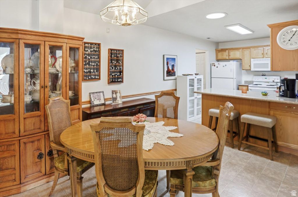 Image 12 of property listing at 3304 S HUNTER VILLA LN #D, West Valley City, UT 84128