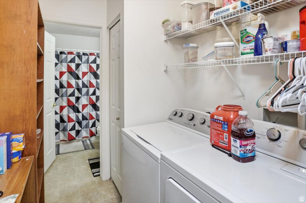 Image 25 of property listing at 3304 S HUNTER VILLA LN #D, West Valley City, UT 84128