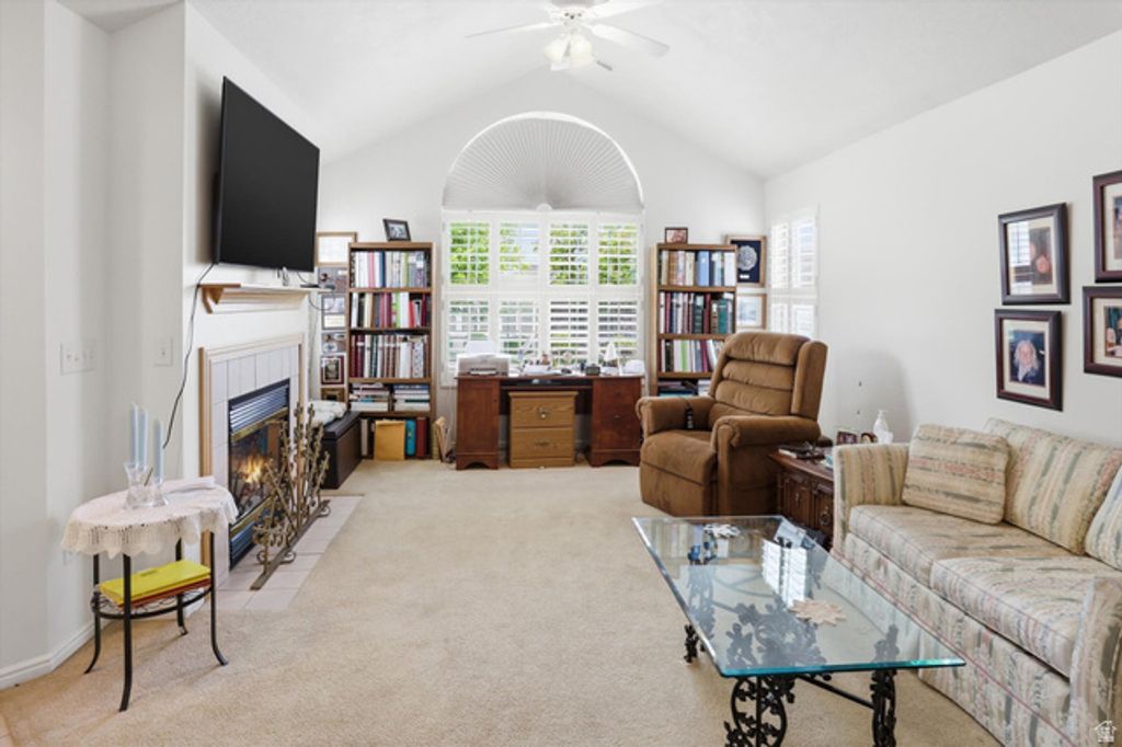 Image 5 of property listing at 3304 S HUNTER VILLA LN #D, West Valley City, UT 84128