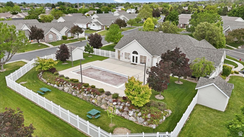 Image 45 of property listing at 3304 S HUNTER VILLA LN #D, West Valley City, UT 84128