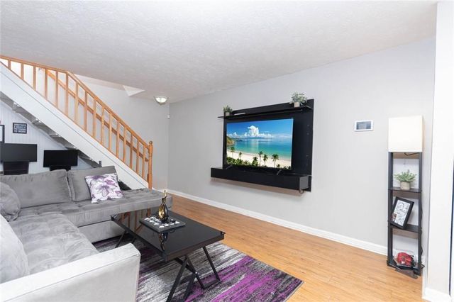 1348 Surrey SW Lane, Marietta, GA 30008