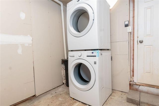 1348 Surrey SW Lane, Marietta, GA 30008