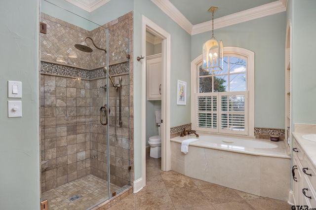 1405 Royal Oak Dr, Tyler, TX 75703