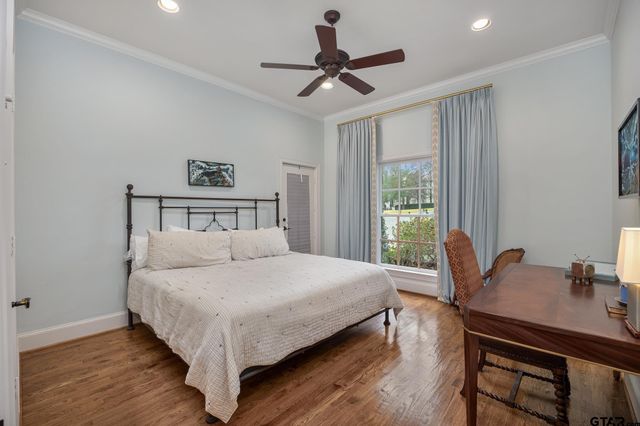 1405 Royal Oak Dr, Tyler, TX 75703