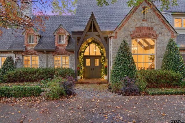 1405 Royal Oak Dr, Tyler, TX 75703