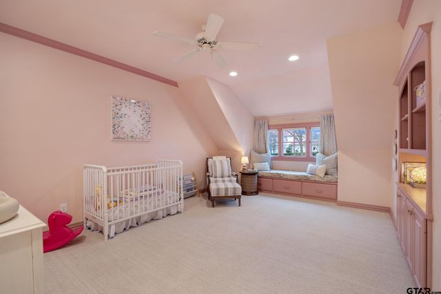 1405 Royal Oak Dr, Tyler, TX 75703