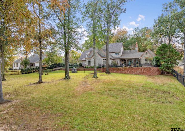 1405 Royal Oak Dr, Tyler, TX 75703