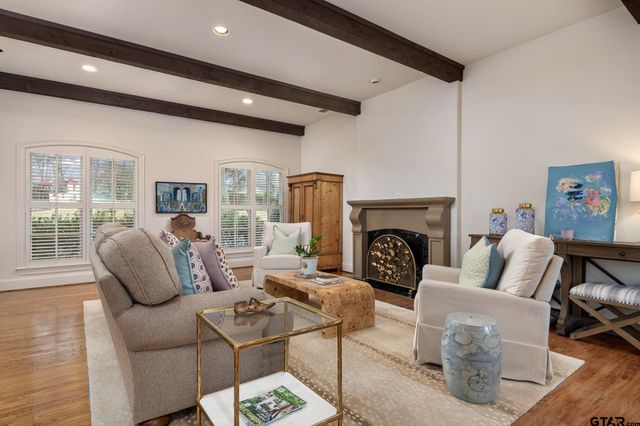 1405 Royal Oak Dr, Tyler, TX 75703