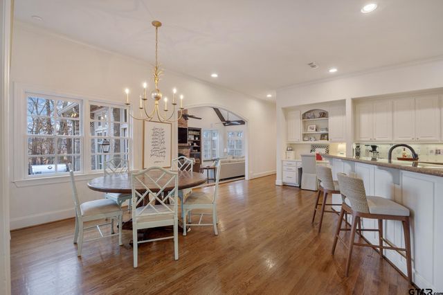 1405 Royal Oak Dr, Tyler, TX 75703