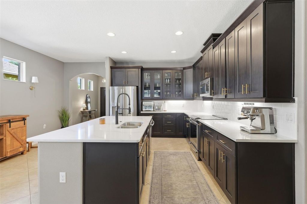 Image 11 of property listing at 12722 BOGGY POINTE DRIVE, Orlando, FL 32824