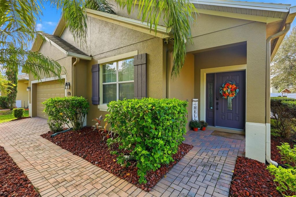 Image 3 of property listing at 12722 BOGGY POINTE DRIVE, Orlando, FL 32824