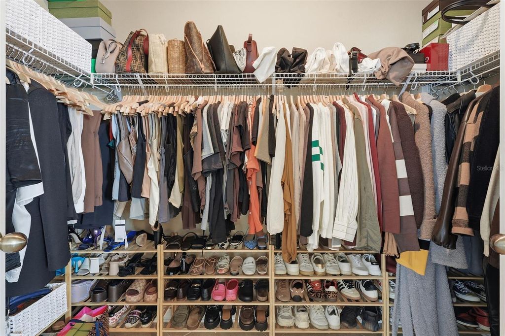 Image 24 of property listing at 12722 BOGGY POINTE DRIVE, Orlando, FL 32824