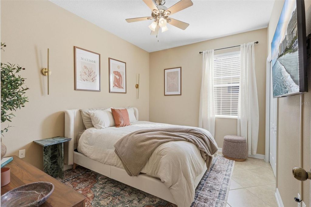 Image 25 of property listing at 12722 BOGGY POINTE DRIVE, Orlando, FL 32824