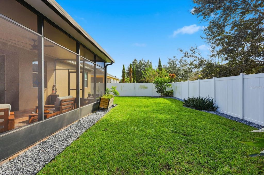 Image 33 of property listing at 12722 BOGGY POINTE DRIVE, Orlando, FL 32824