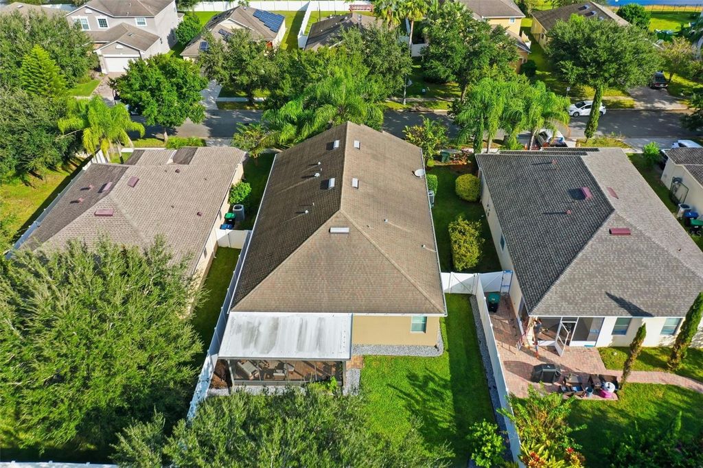 Image 40 of property listing at 12722 BOGGY POINTE DRIVE, Orlando, FL 32824