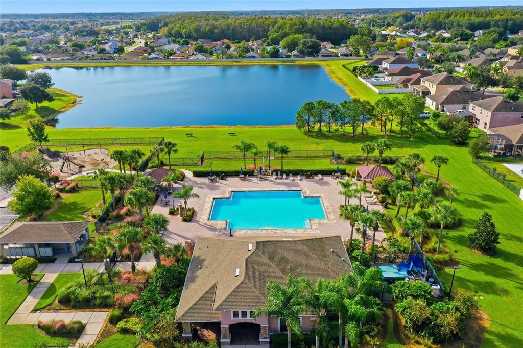 Image 43 of property listing at 12722 BOGGY POINTE DRIVE, Orlando, FL 32824