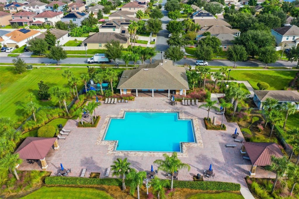 Image 45 of property listing at 12722 BOGGY POINTE DRIVE, Orlando, FL 32824