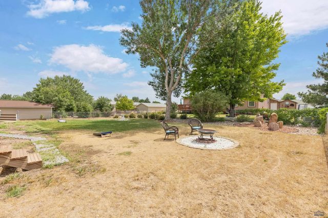 813 FLAMINGO DR, Rapid City, SD 57701