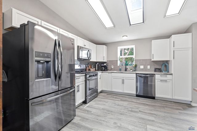 813 FLAMINGO DR, Rapid City, SD 57701