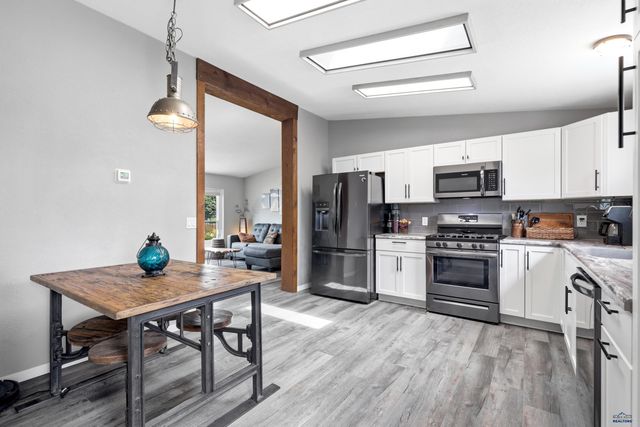 813 FLAMINGO DR, Rapid City, SD 57701