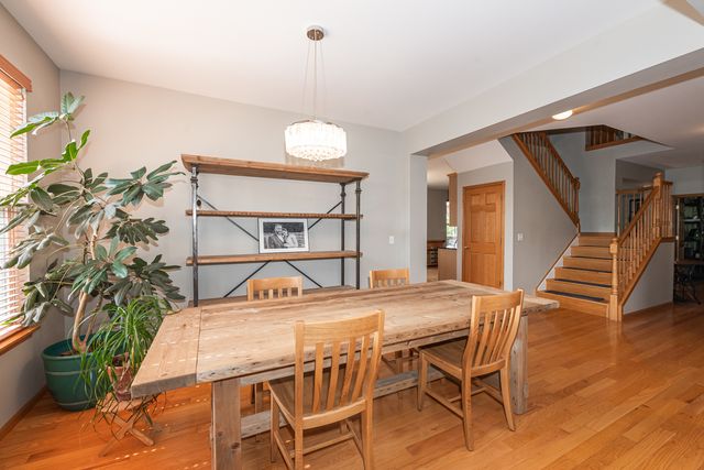 1777 Napa Suwe Court, Wauconda, IL 60084
