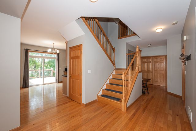 1777 Napa Suwe Court, Wauconda, IL 60084