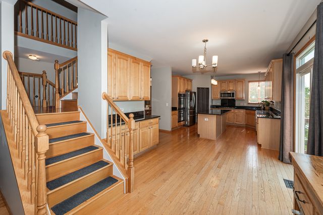 1777 Napa Suwe Court, Wauconda, IL 60084