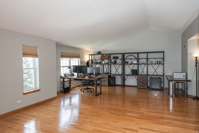 1777 Napa Suwe Court, Wauconda, IL 60084
