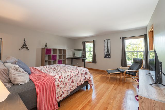 1777 Napa Suwe Court, Wauconda, IL 60084