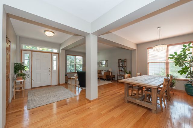 1777 Napa Suwe Court, Wauconda, IL 60084