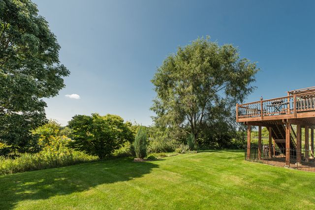1777 Napa Suwe Court, Wauconda, IL 60084