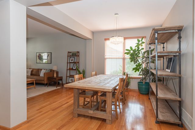 1777 Napa Suwe Court, Wauconda, IL 60084